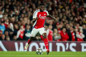 托马斯性侵案当事女性：未满18岁，2021年向阿森纳同步指控遭无视