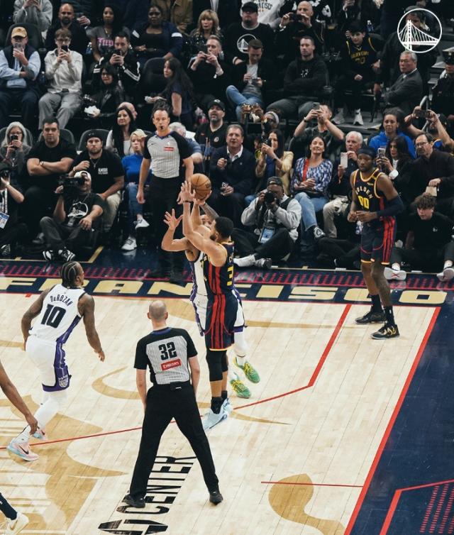 开云APP-4000记只是又一开始 剑指5533 库里划下神的门槛