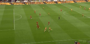 kaiyun-【英超】萨拉赫两送助攻 利物浦3比1客胜狼队