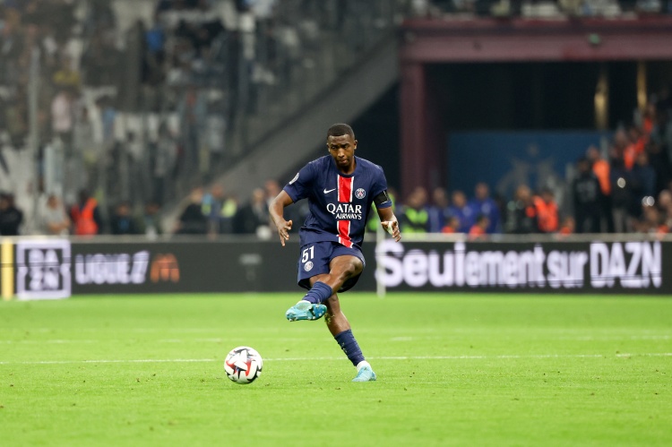 开云娱乐-帕乔：这周巴黎苦练了定位球防守 马尔基尼奥斯就像我的父亲